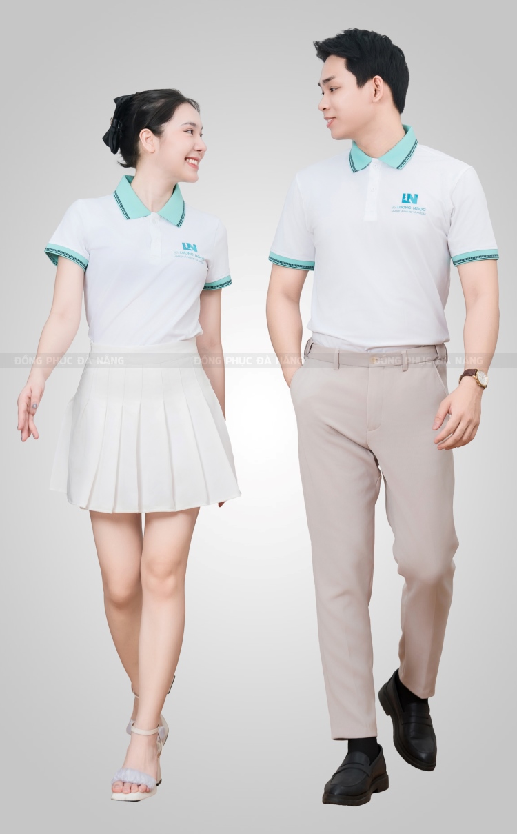 mẫu áo phông đồng phục cổ trụ màu trắng